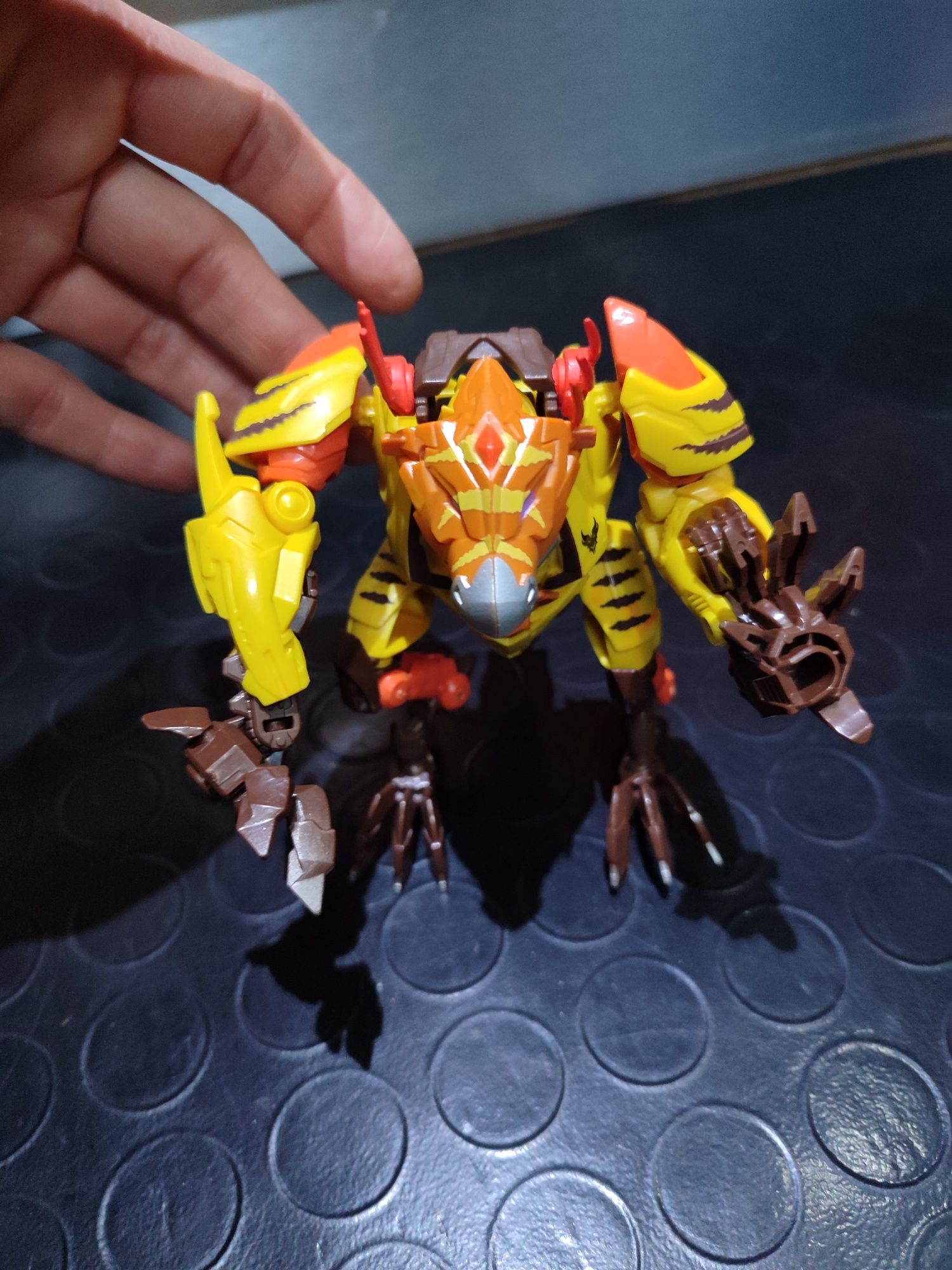 Transformers  boneco/carro