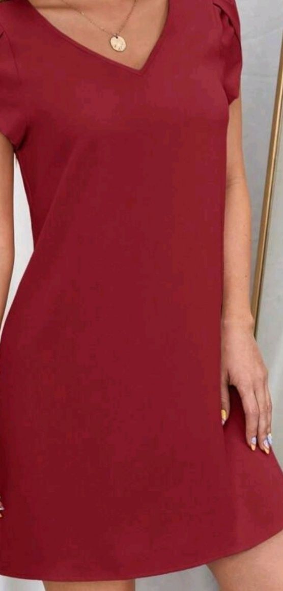 Vestido  novo bordeu
