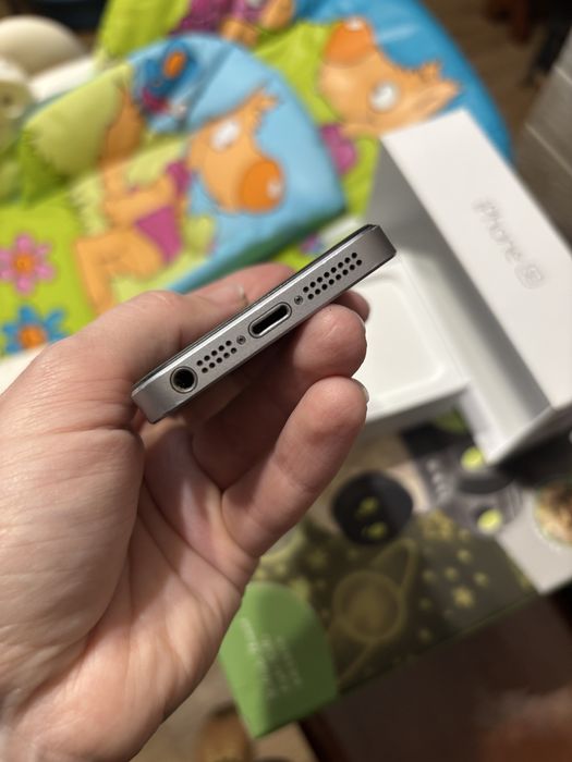 Айфон se 2016 рік