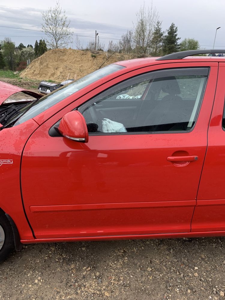 Skoda Octavia II 2 drzwi lewe przednie lewy przód LF3K