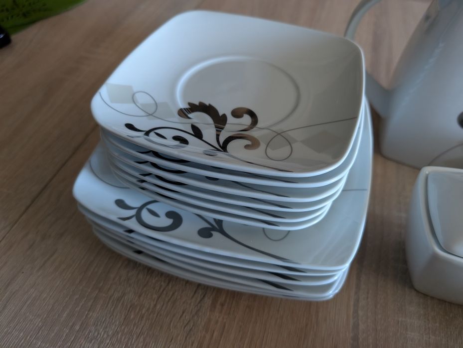 Zestaw kawowy Veroni jak nowy