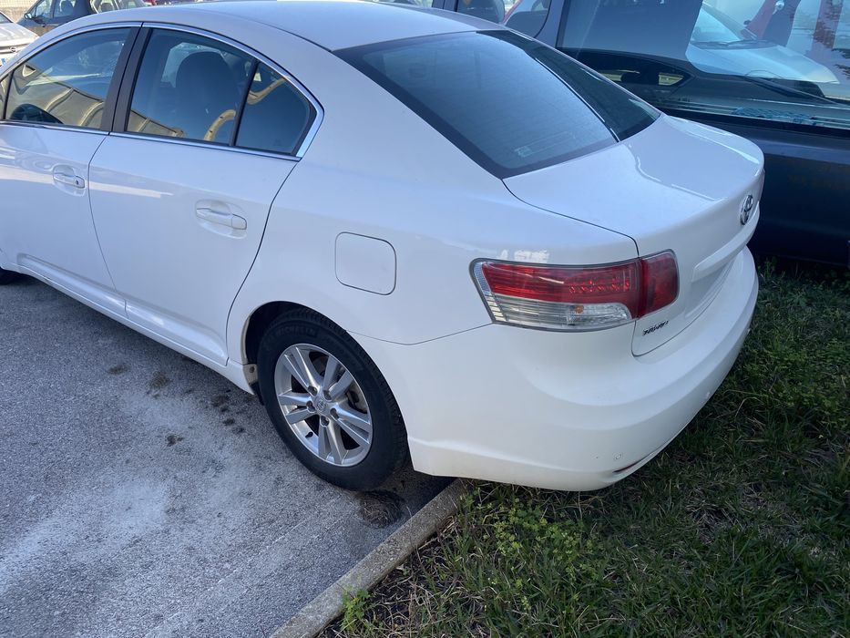 Toyota Avensis 2009 (peças)