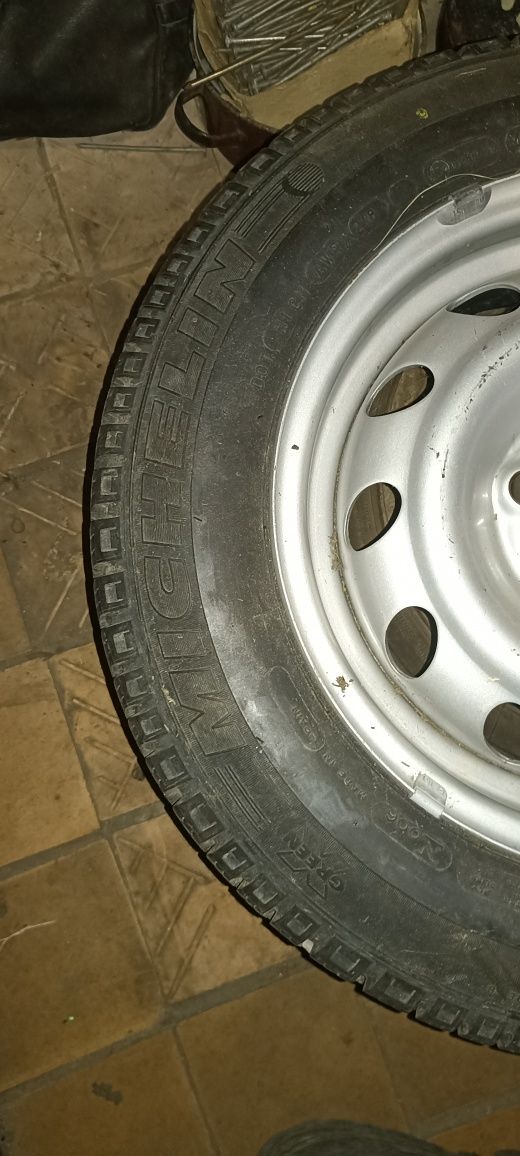 Колесо r13, диск GM, гума Michelin 145/80r13