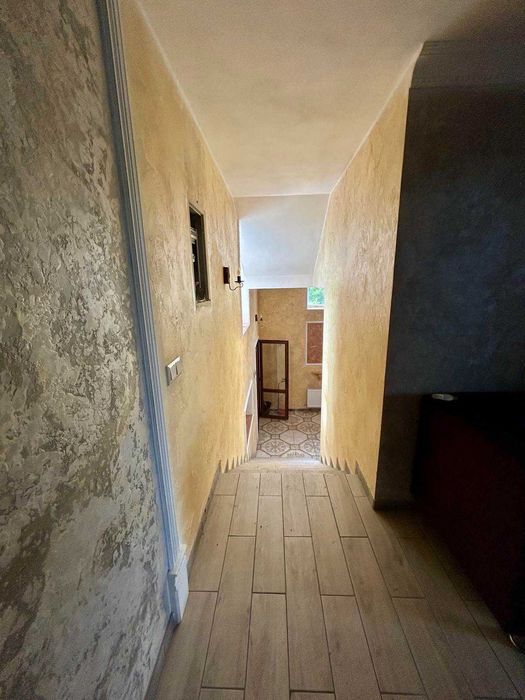 Продаж шикарного великого будинку у с. Слобода за 15 км від Черкас