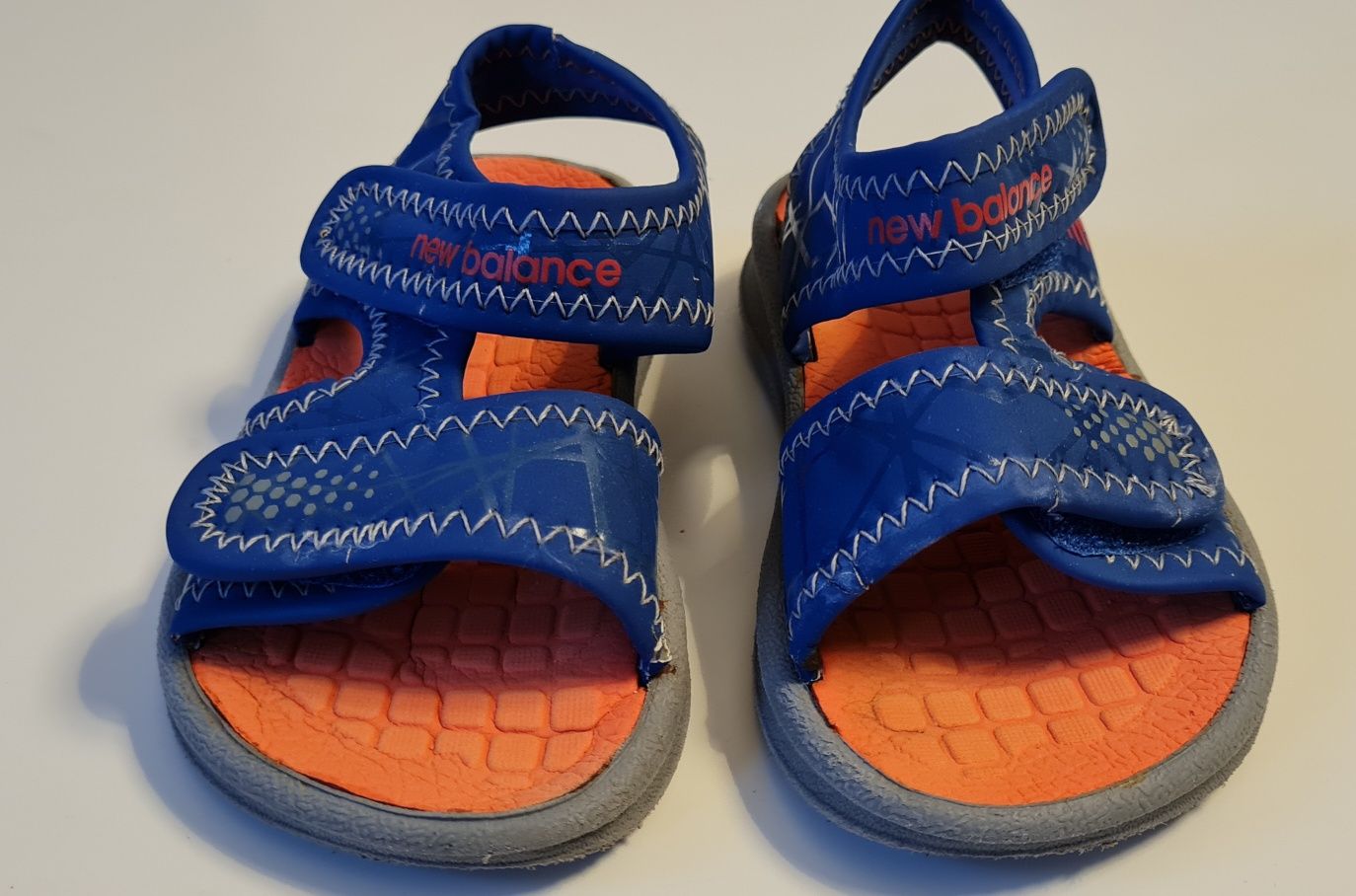 Sandałki chłopięce New Balance r23.5