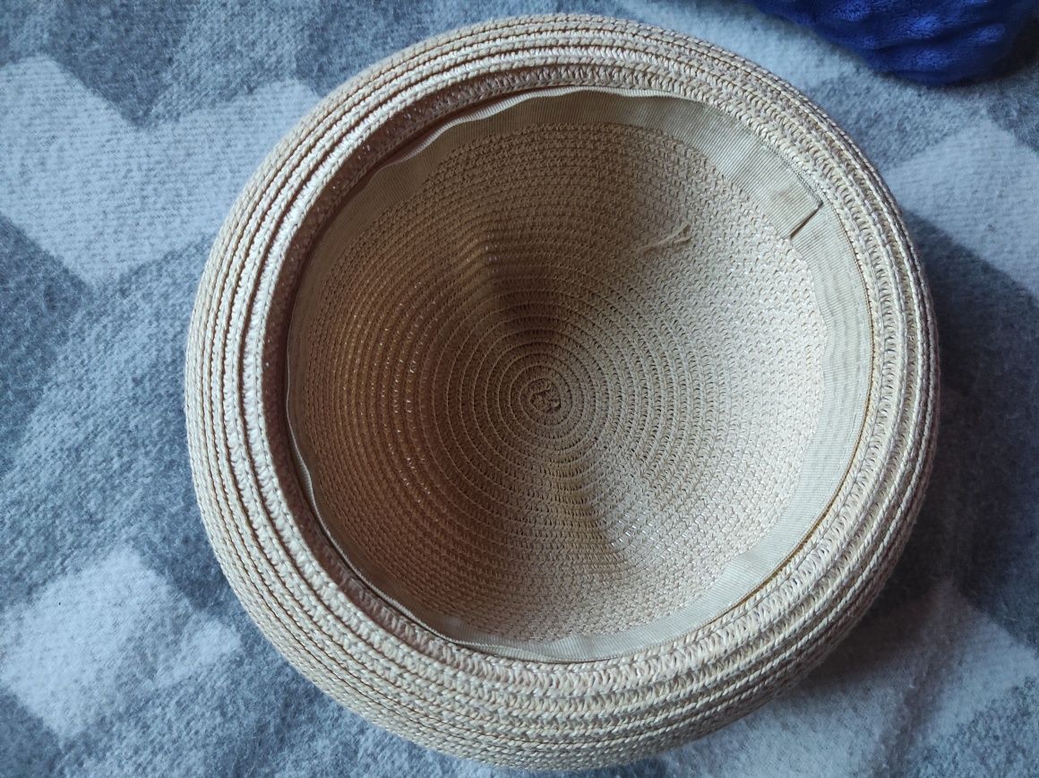 Kapelusz dziewczęcy r. 50
