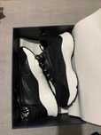 B22 Brand new black&White