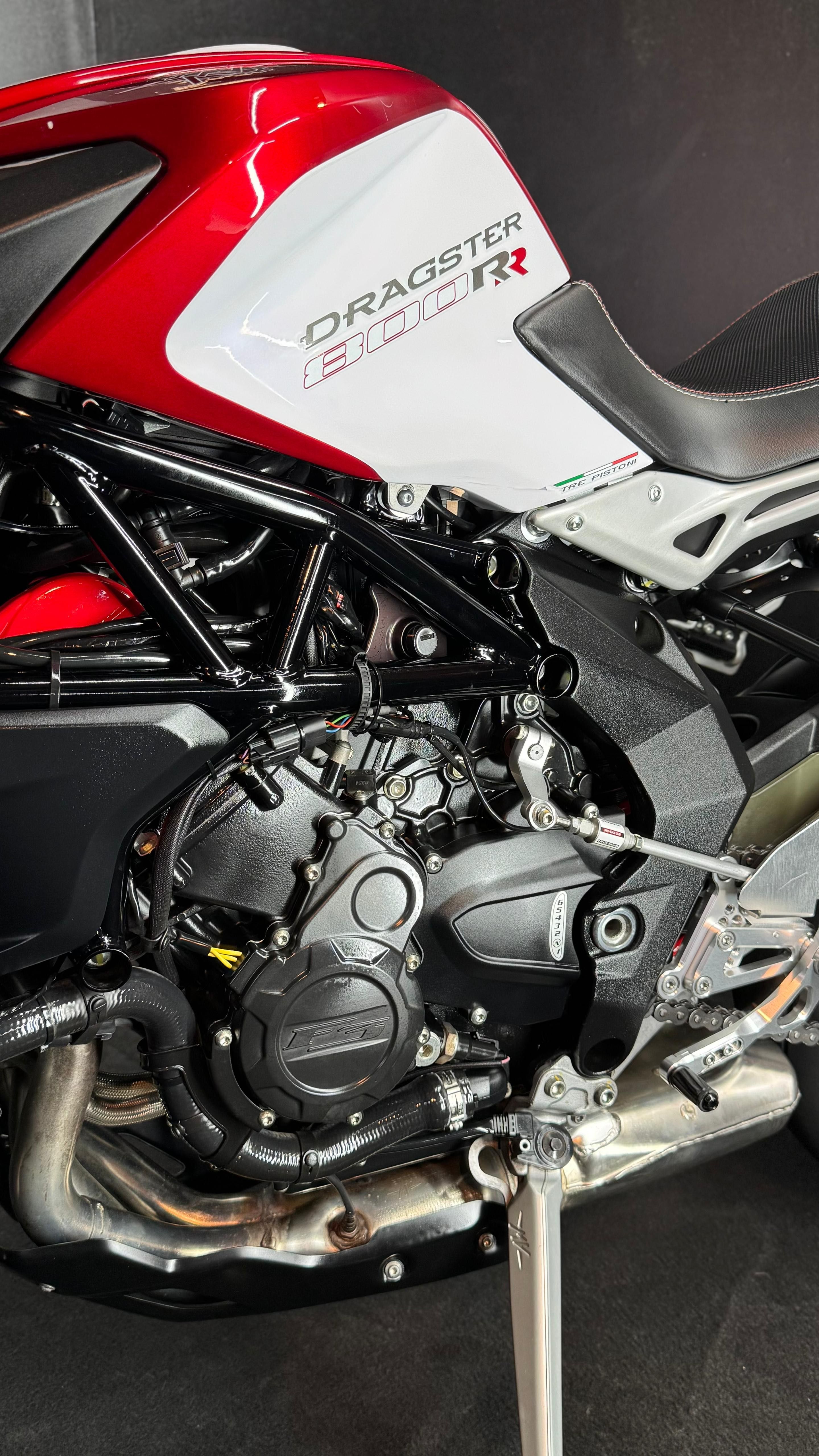 MV AGUSTA DRAGSTER - Aceito Troca