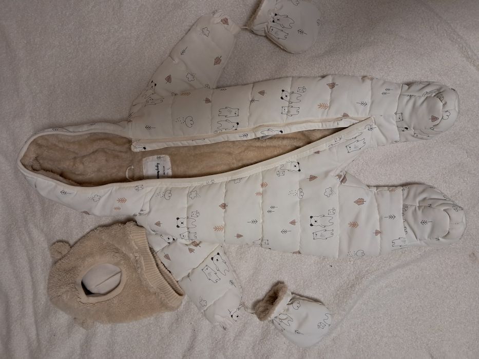 Зимовий комбінезон з рукавичками та шапочкою  розмір 68-74