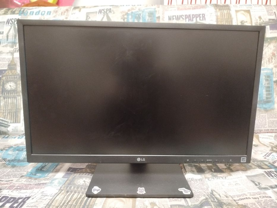 Монітор LG 24BK550Y