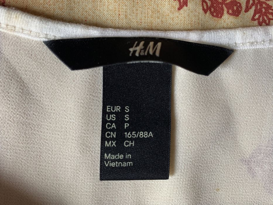 Blusa H&M, tamanho S / 36