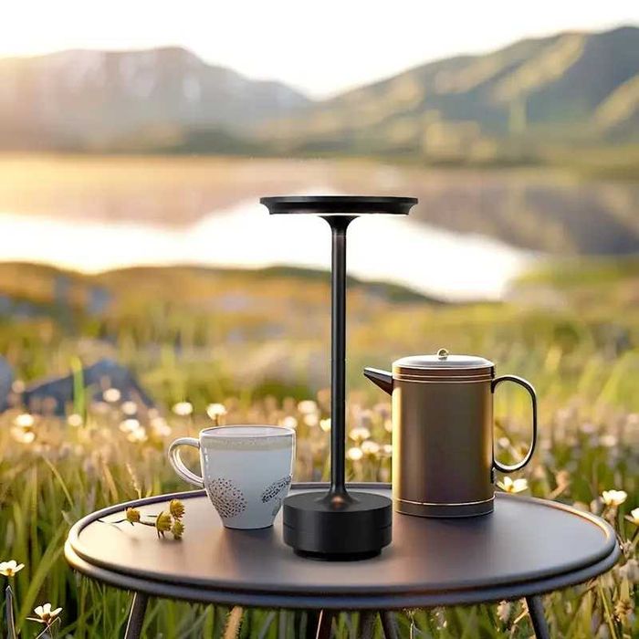 Candeeiros LED Touch, bateria recarregável. Uso Interior e Exterior