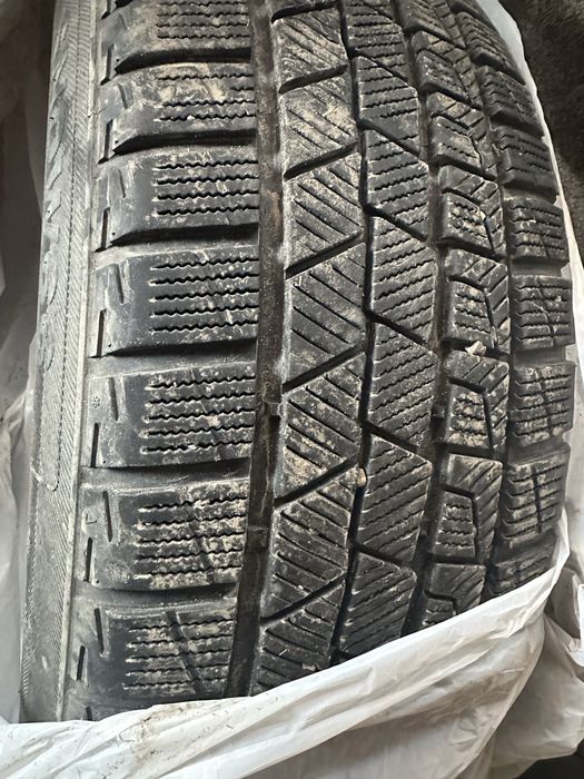 Колеса, резина зимня 235 65 r17