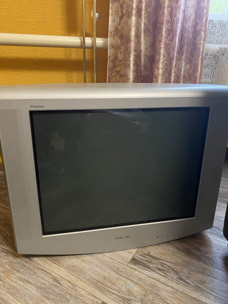 Sony Trinitron 29 дюймів телевізор