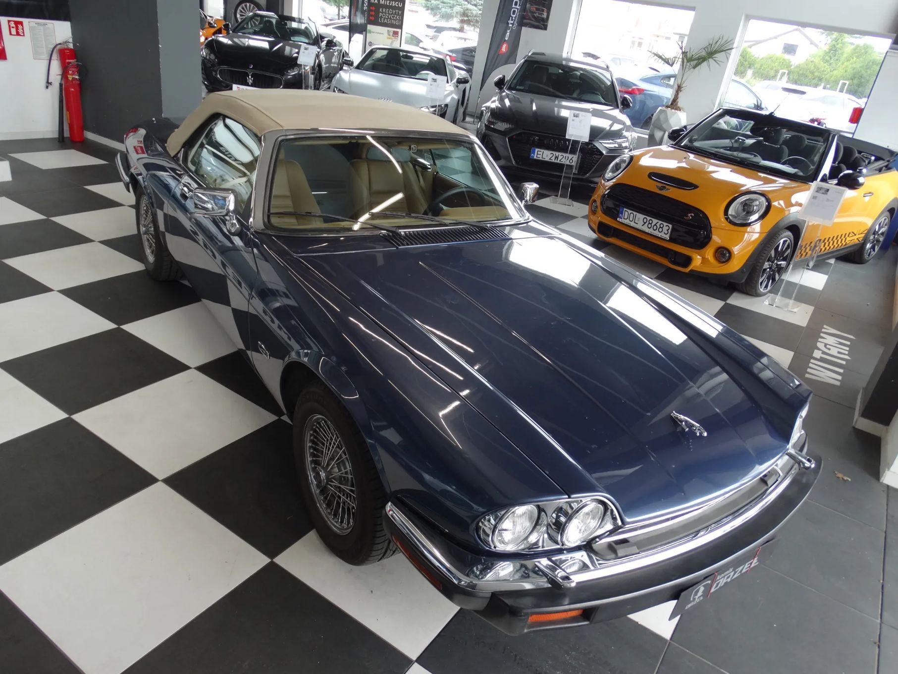 Jaguar XJ Kabriolet/Automat/Skóra/Podg Fotele/El. Fotele/El. Szyby/El. Otw. Dach