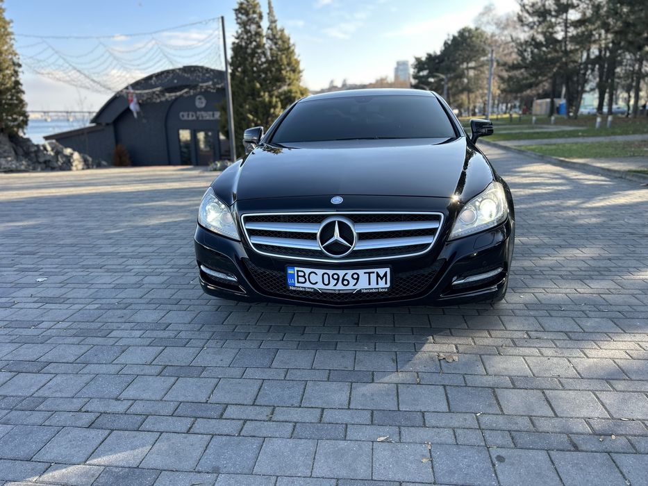 Mercedes-Benz CLS-Class целый не мотанный