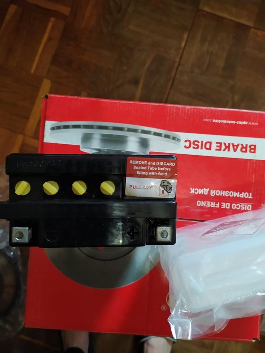 Акумулятор 12 v ,мотоцикли