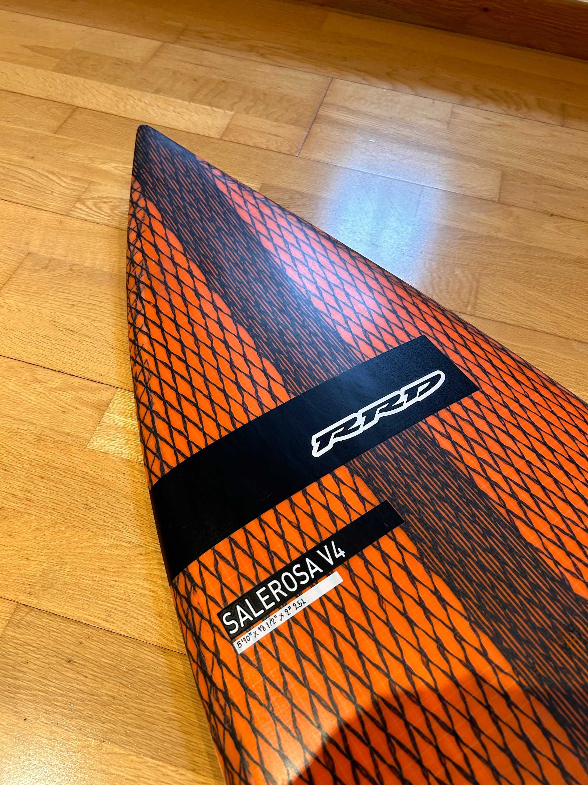 Prancha Kitesurf kite RRD Salerosa 5'10" - como nova