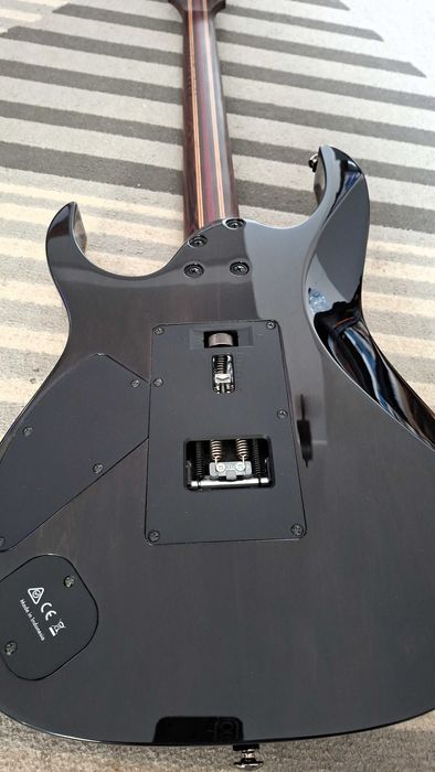 Gitara elektryczna Ibanez RG970QMZ Premium + Futerał Soft Case