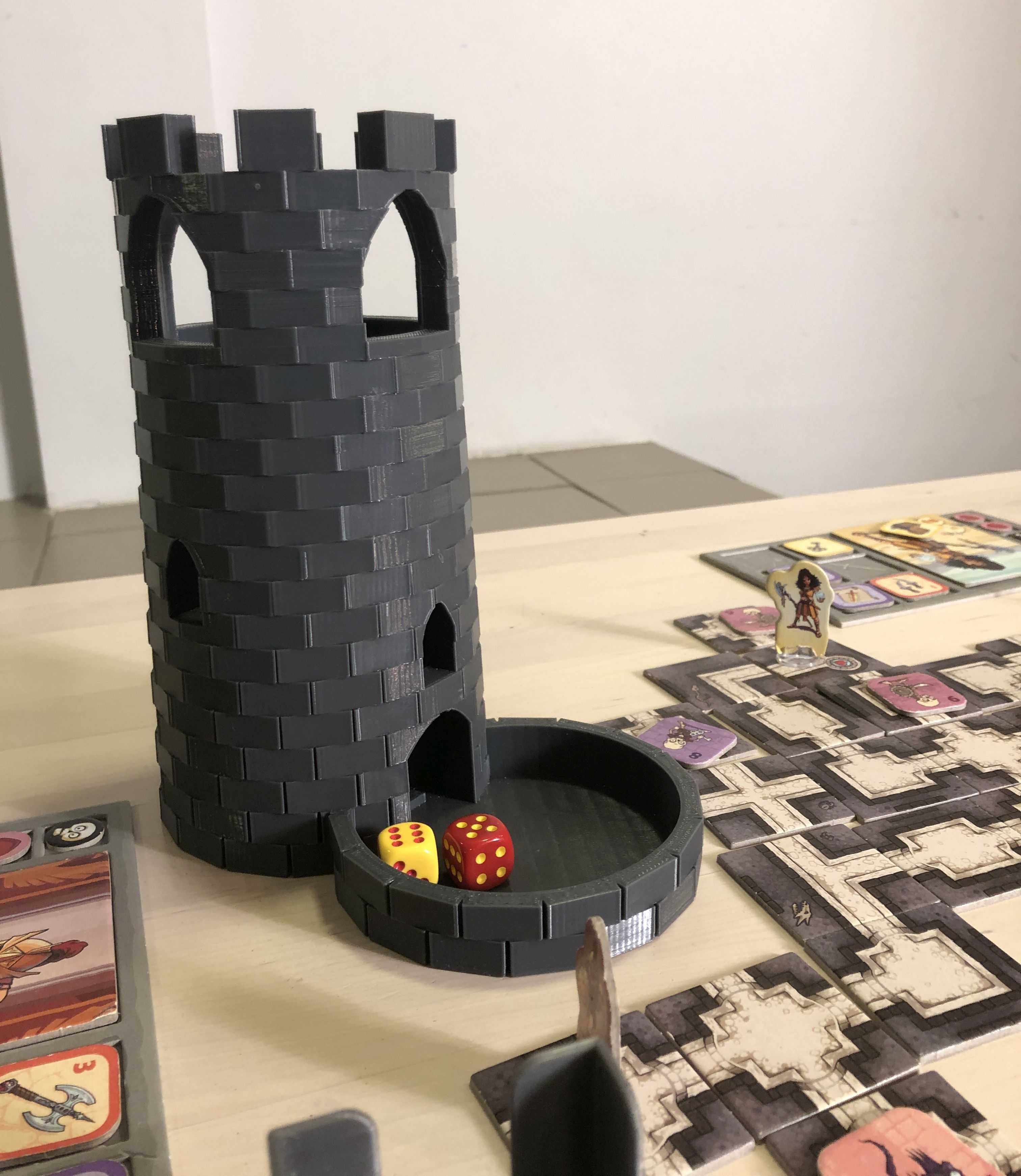 Wieża na Kości – Dice Tower do Gier Planszowych | Duża 22cm