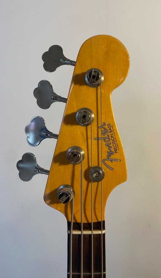 FENDER American Original 60S Precision BASS