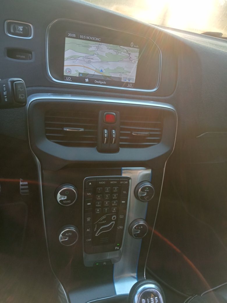 Volvo v40 Rdsigner