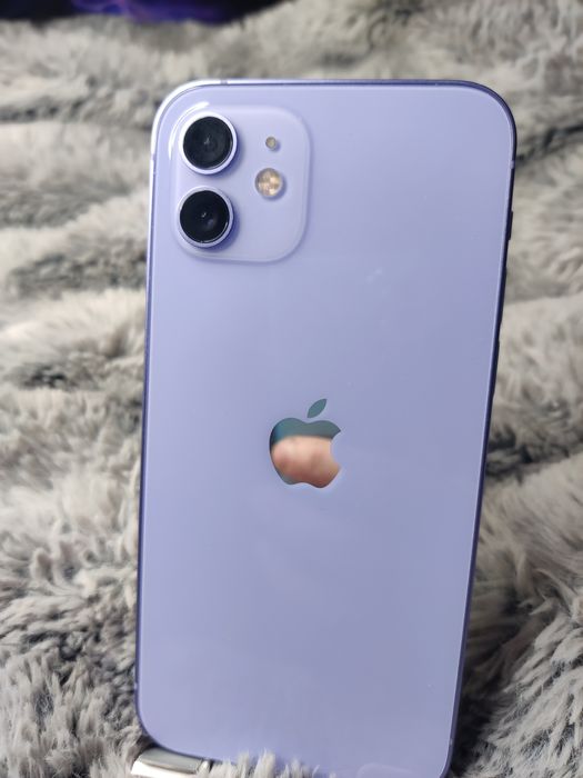 iPhone 12 заблокований айклауд