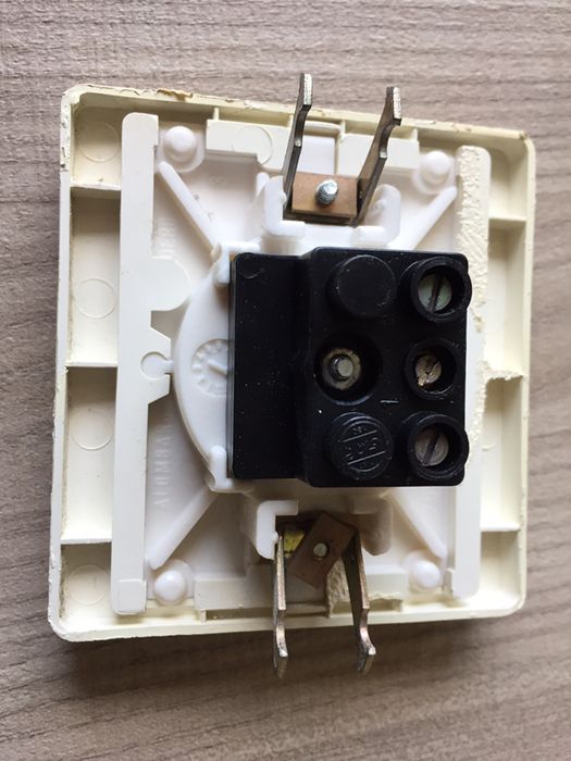 Tomadas Eletricas