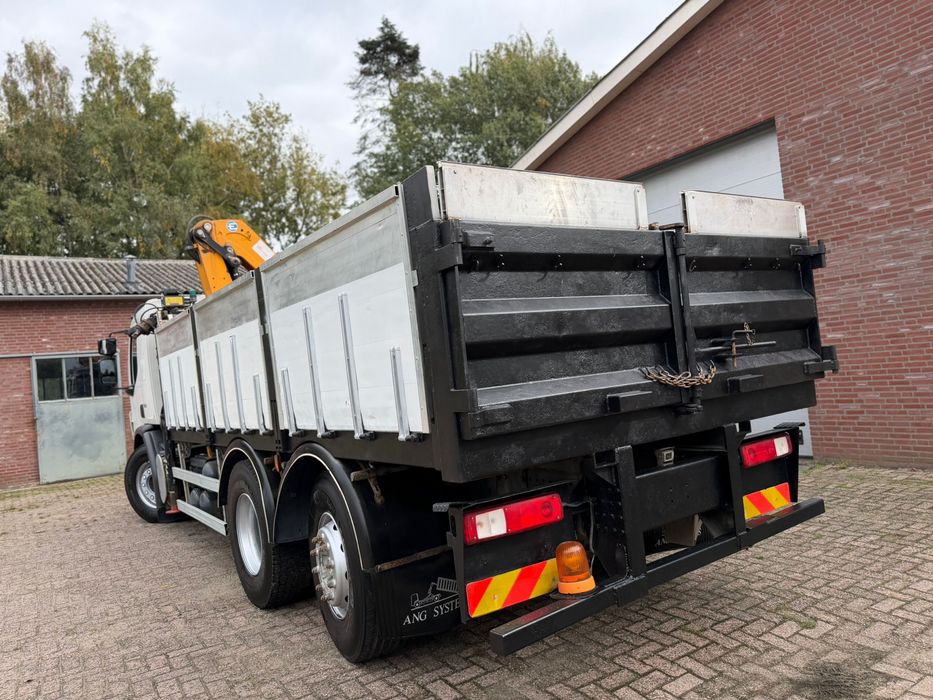 VOLVO FE320 C/GRUA RADIOCOMANDO COMO NOVO SÓ 185.000km #OPORTUNIDADE#