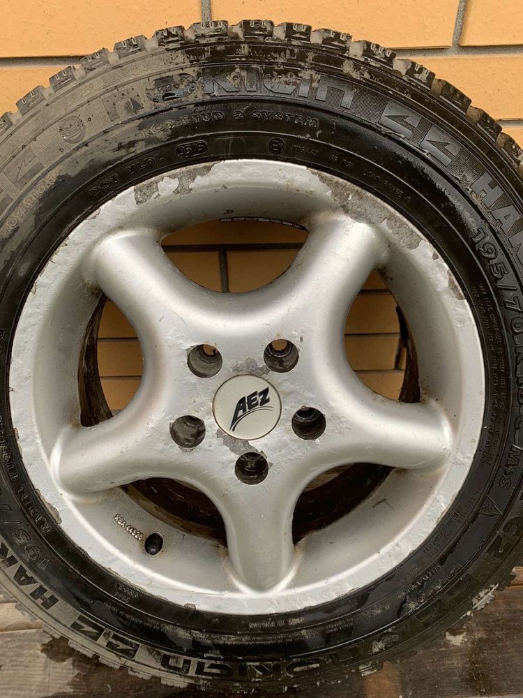 Колеса на VW т4 nokian