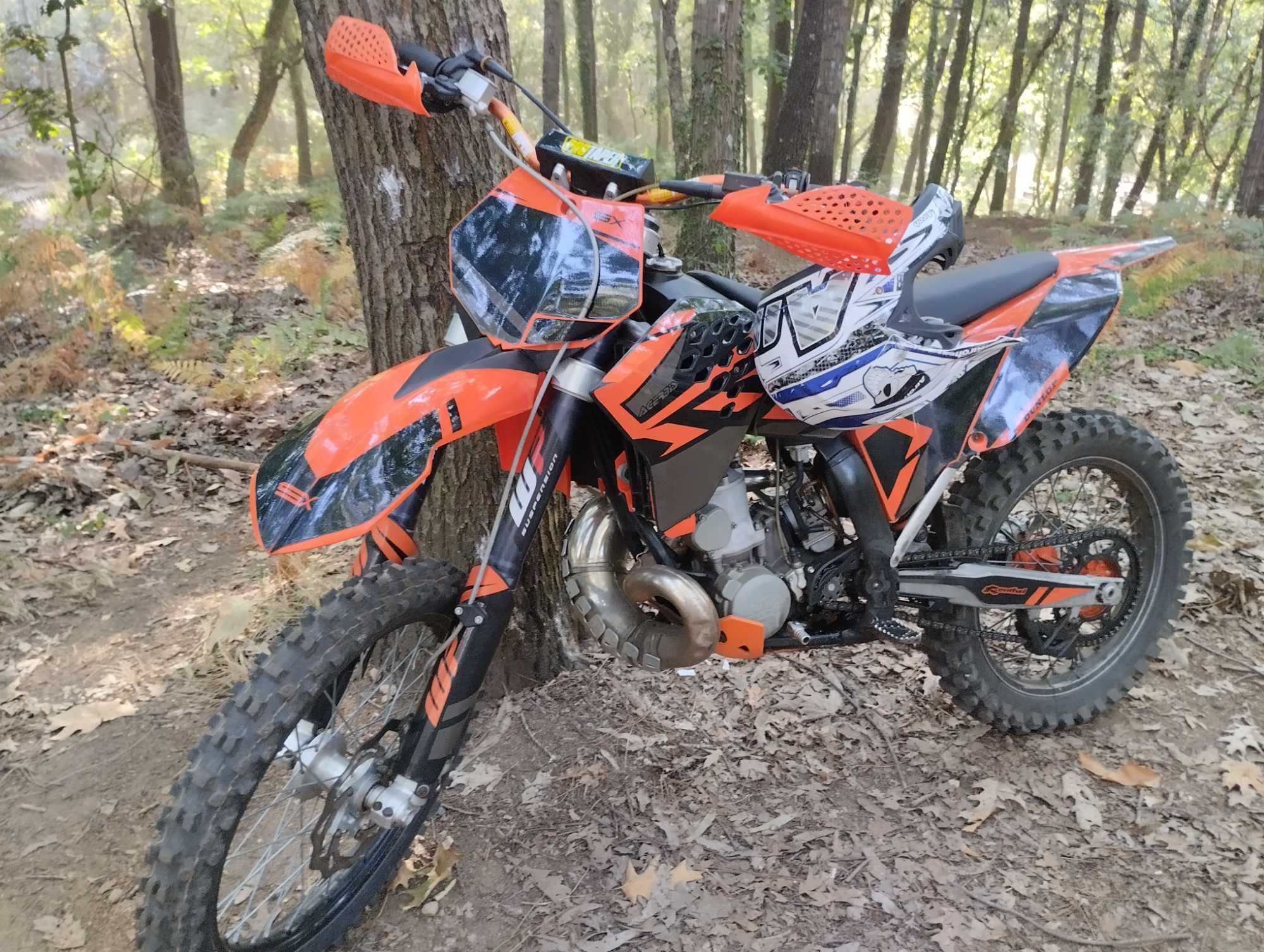 Vendo ou troco mota KTM