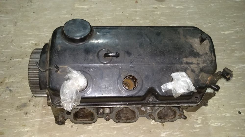 Продам головку Mitsubishi Galant 8 (ближе к салону)