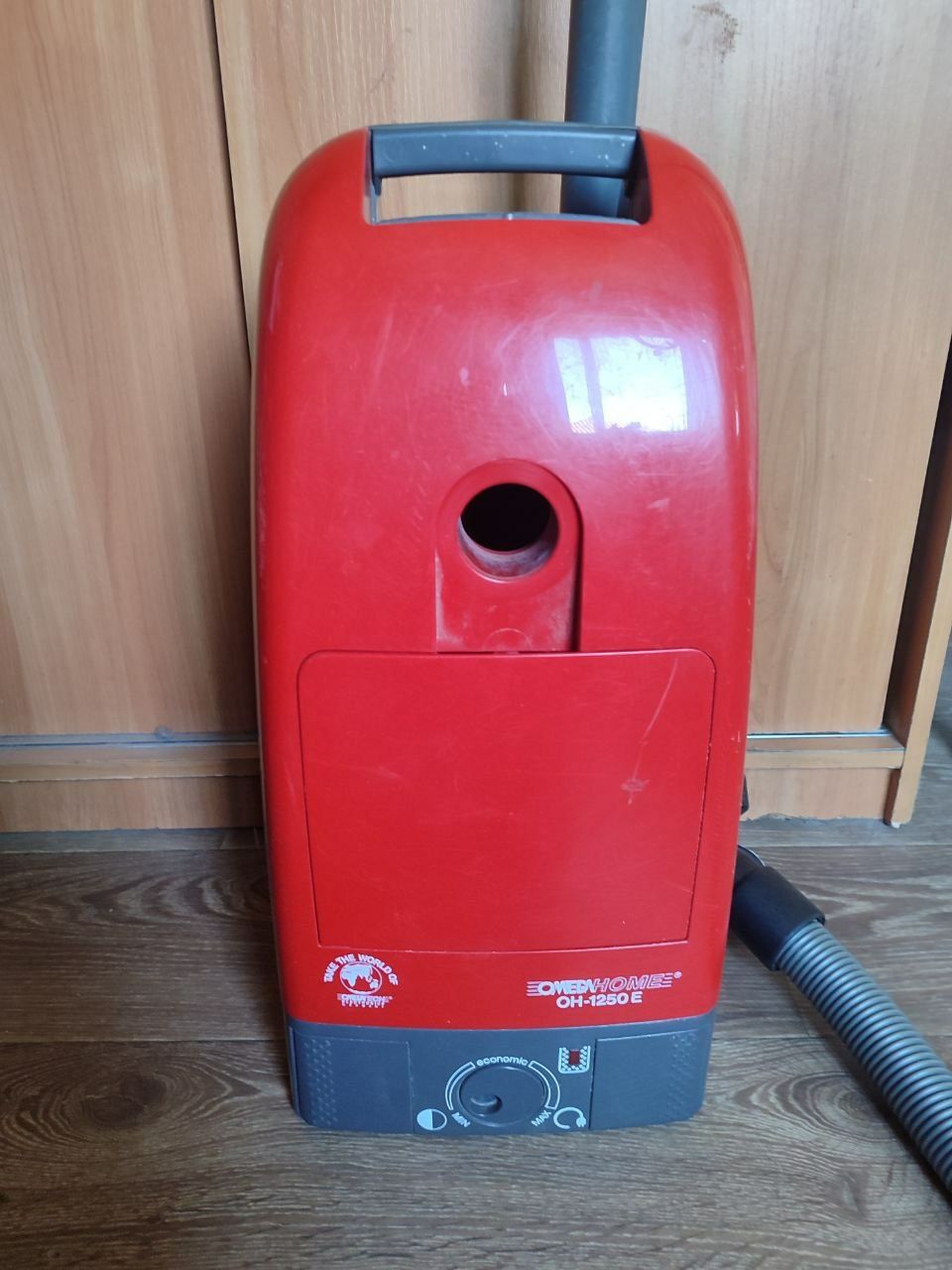 Пылесос omega home oh-1250 E
