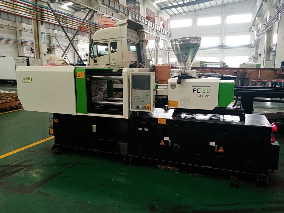 Новый Термопластавтомат 160 тонн , со склада в Одессе по Супер Цене !