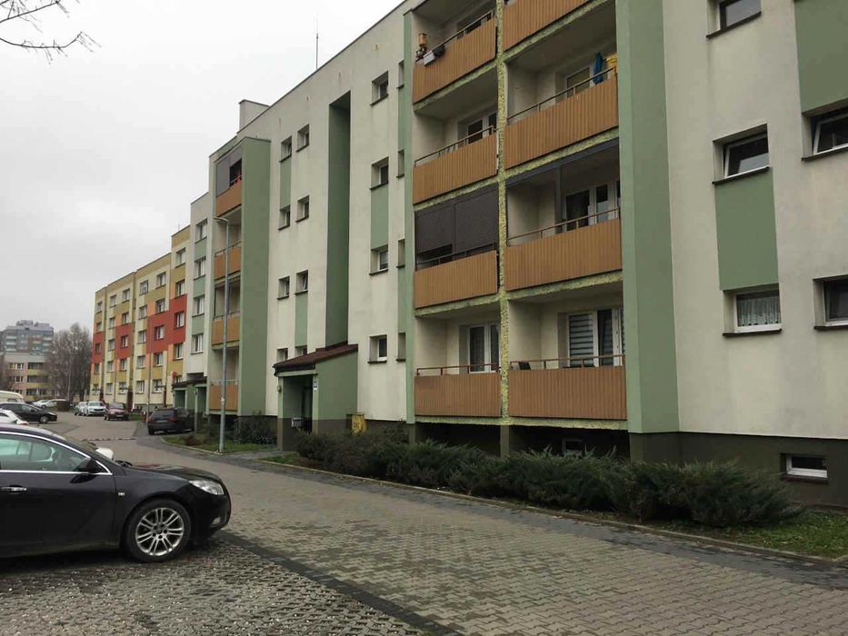 Wynajmę kawalerkę z jadalnią, Racibórz, ul. Kossaka 53.