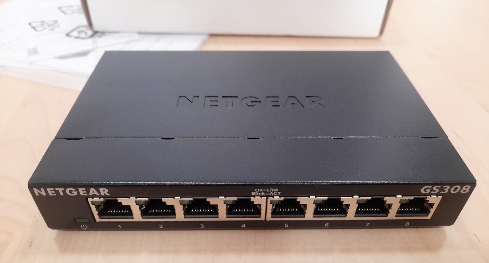 Ethernet Switch Netgear GS308 8 portów (NOWY)