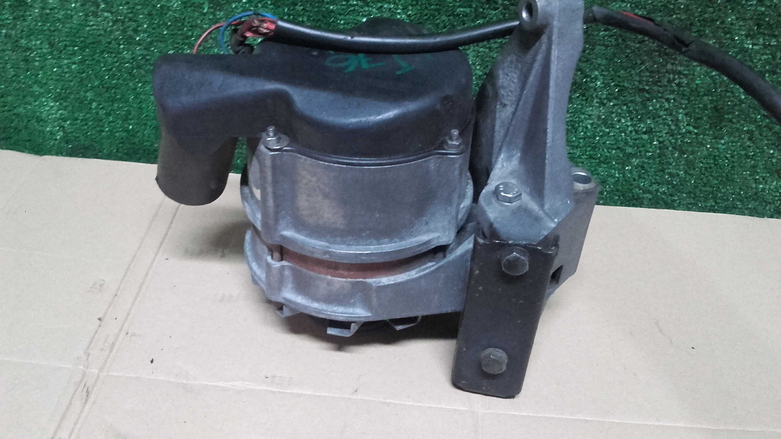 Alternator Volkswagen Lt 2,4D Vw Lt 2,4 TD 75-96r