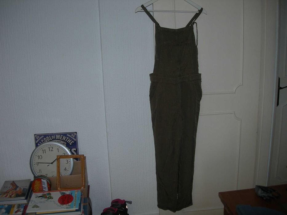 Jardineira calças.
XS / 34 / 6·Bom·Stradivarius