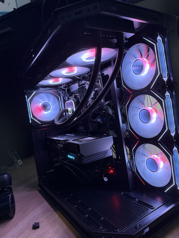 Komputer gamingowy Ryzen 5 7600X, RX 7600 XT, 64GB RAM DDR5