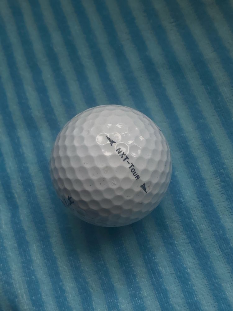 Titleist NXT Tour гольф-м’яч Оригінал