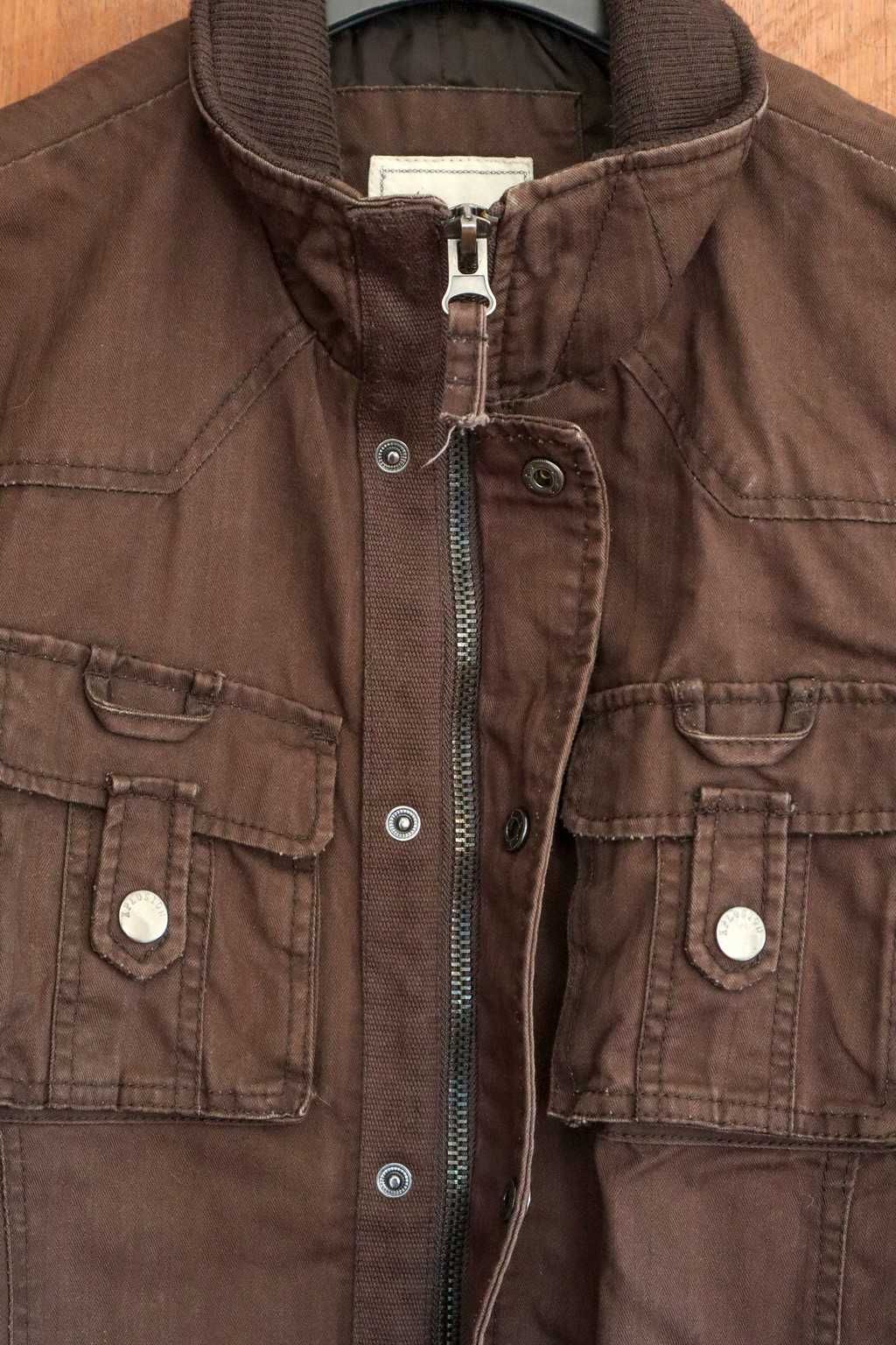 Casaco estilo Parka cor castanho