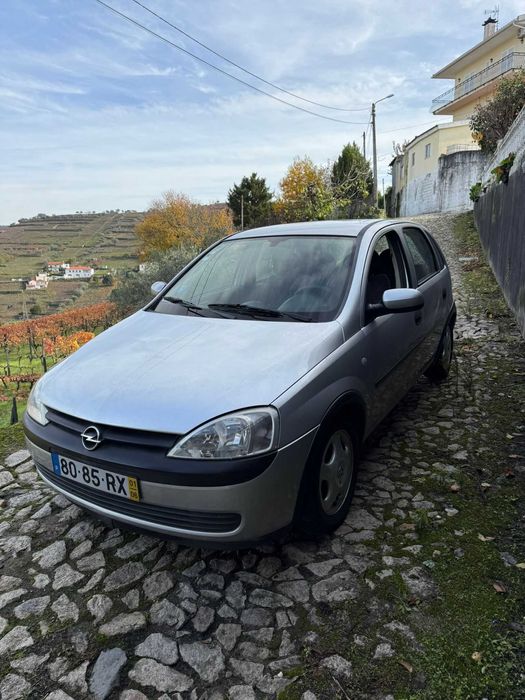 Vendo Opel Corsa em ótimo estado