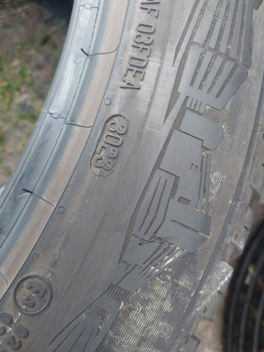 Continental AllSeasonContact 255/45R20 101 T