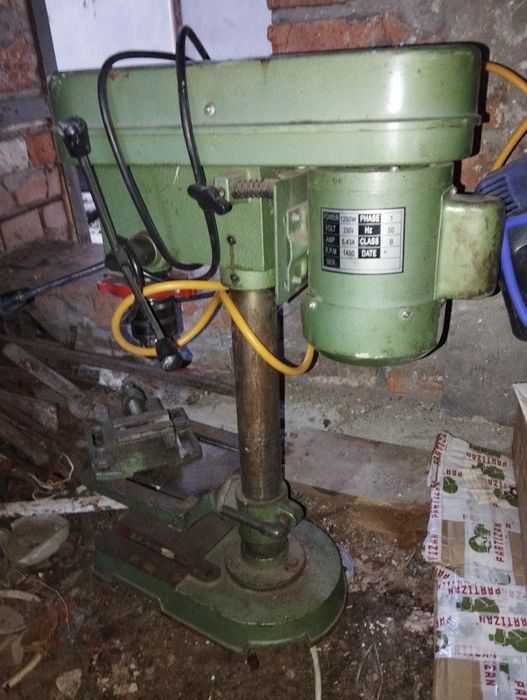 Сверлильний станок, б/у, в робочому стані в Луцьку