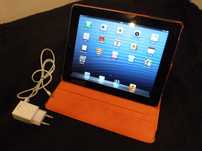 Tablet iPAD Model A1460  Z ETUI