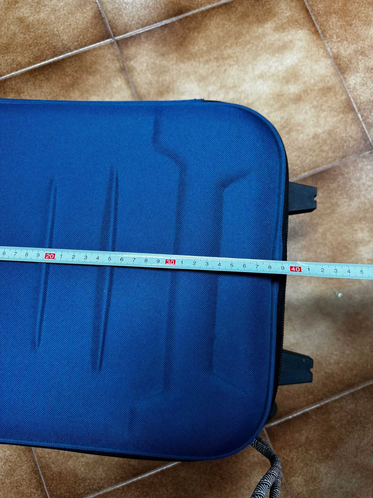 Conjunto 2 malas de viagem Deluxury