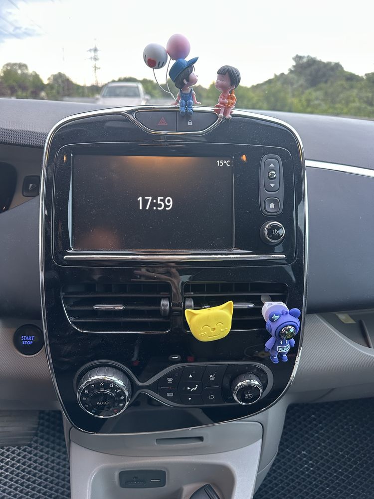 Renault Zoe 22 кВт 2015 рік