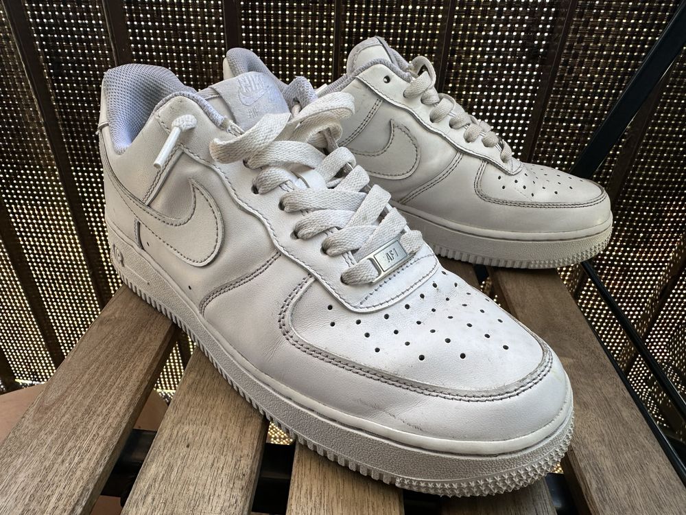 Sprzedam Nike białe Air Force 1 rozmiar 40.5