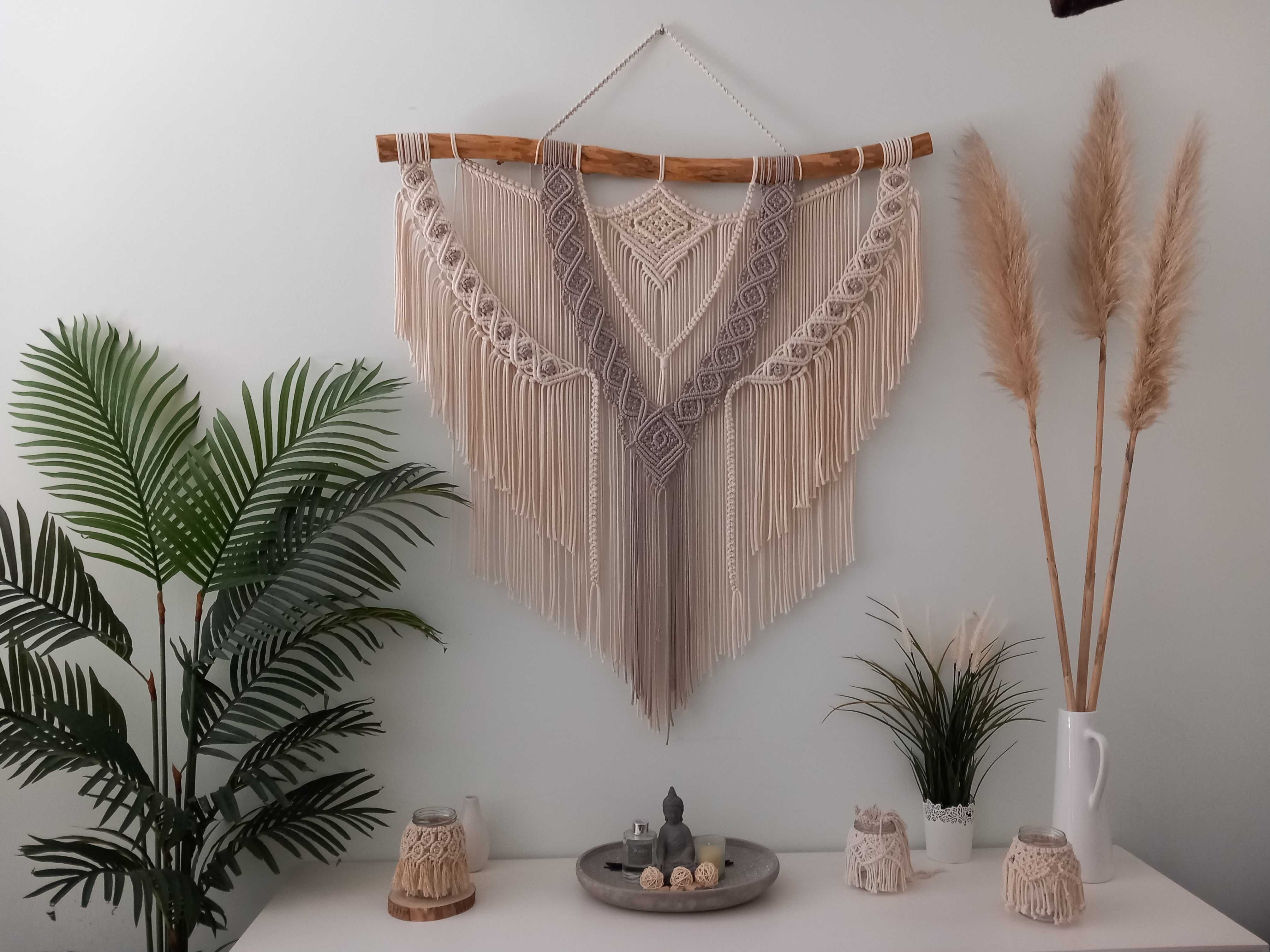 Painel de parede em macramé (Anicha)