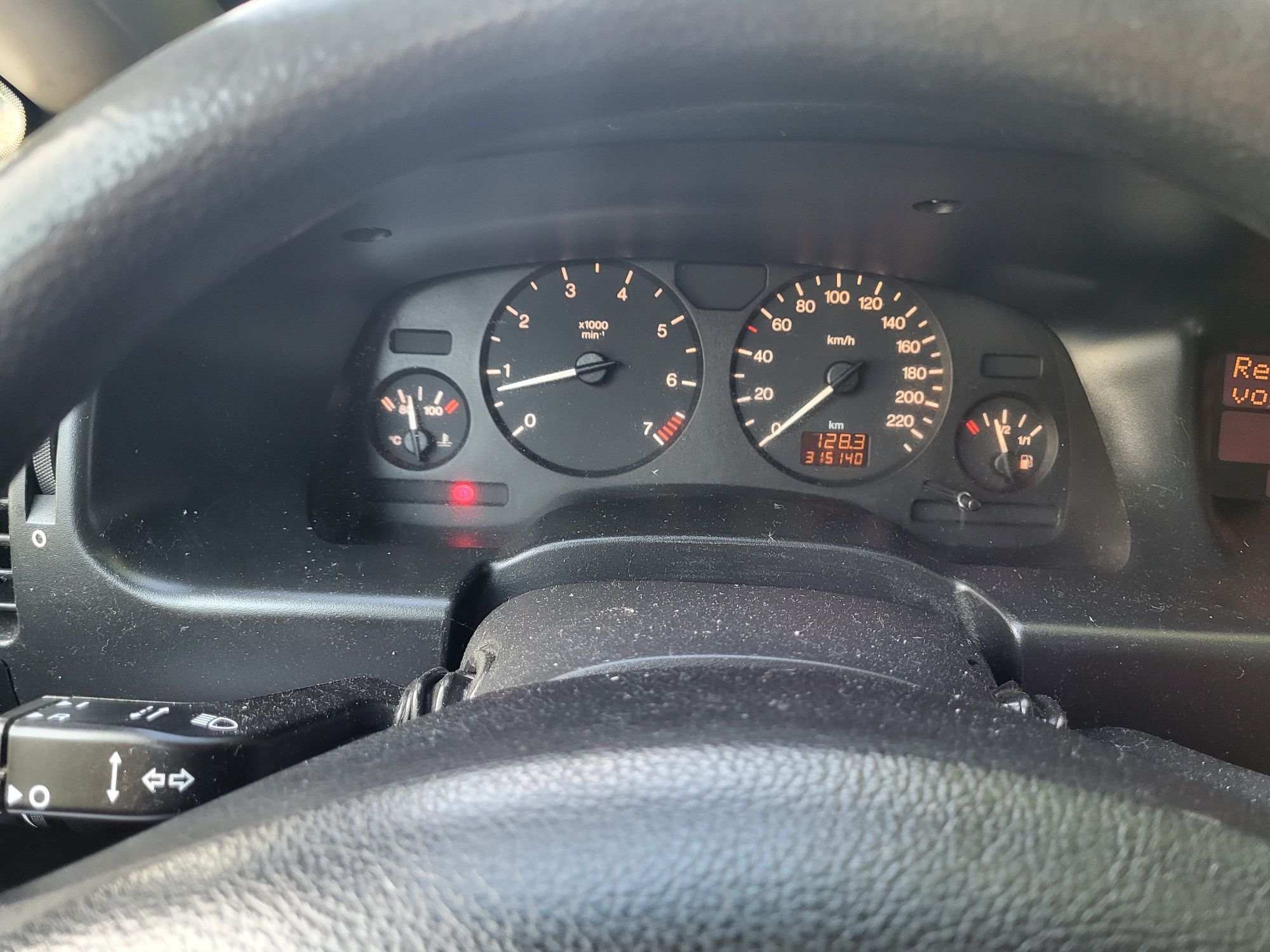 Продам  надійний Opel Zafira 1.6 2001рік.